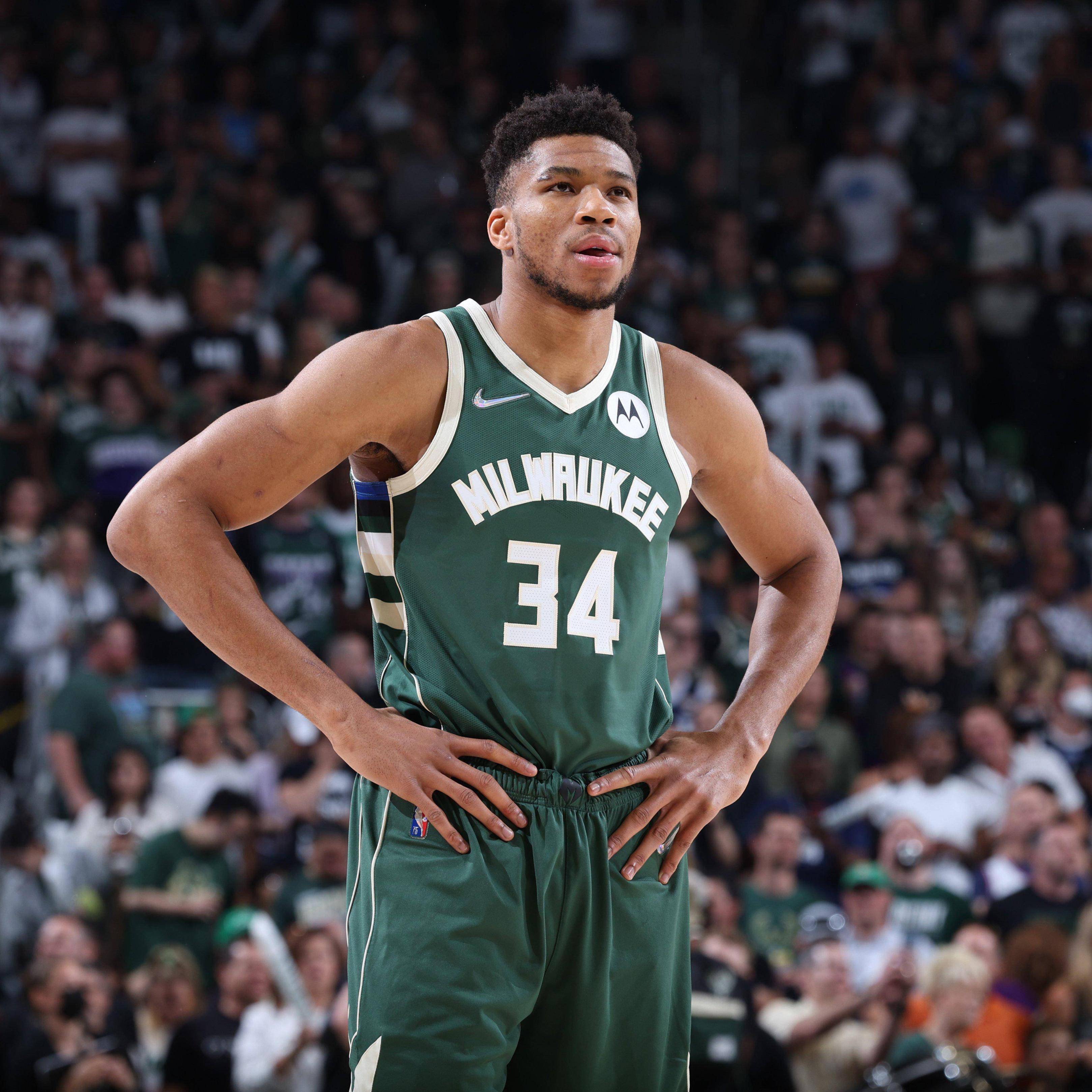 九游社区关于CBA季后赛赛程吃紧，密尔沃基雄鹿国际比赛日调整名单，引发热议，资深球员宣示担当的信息