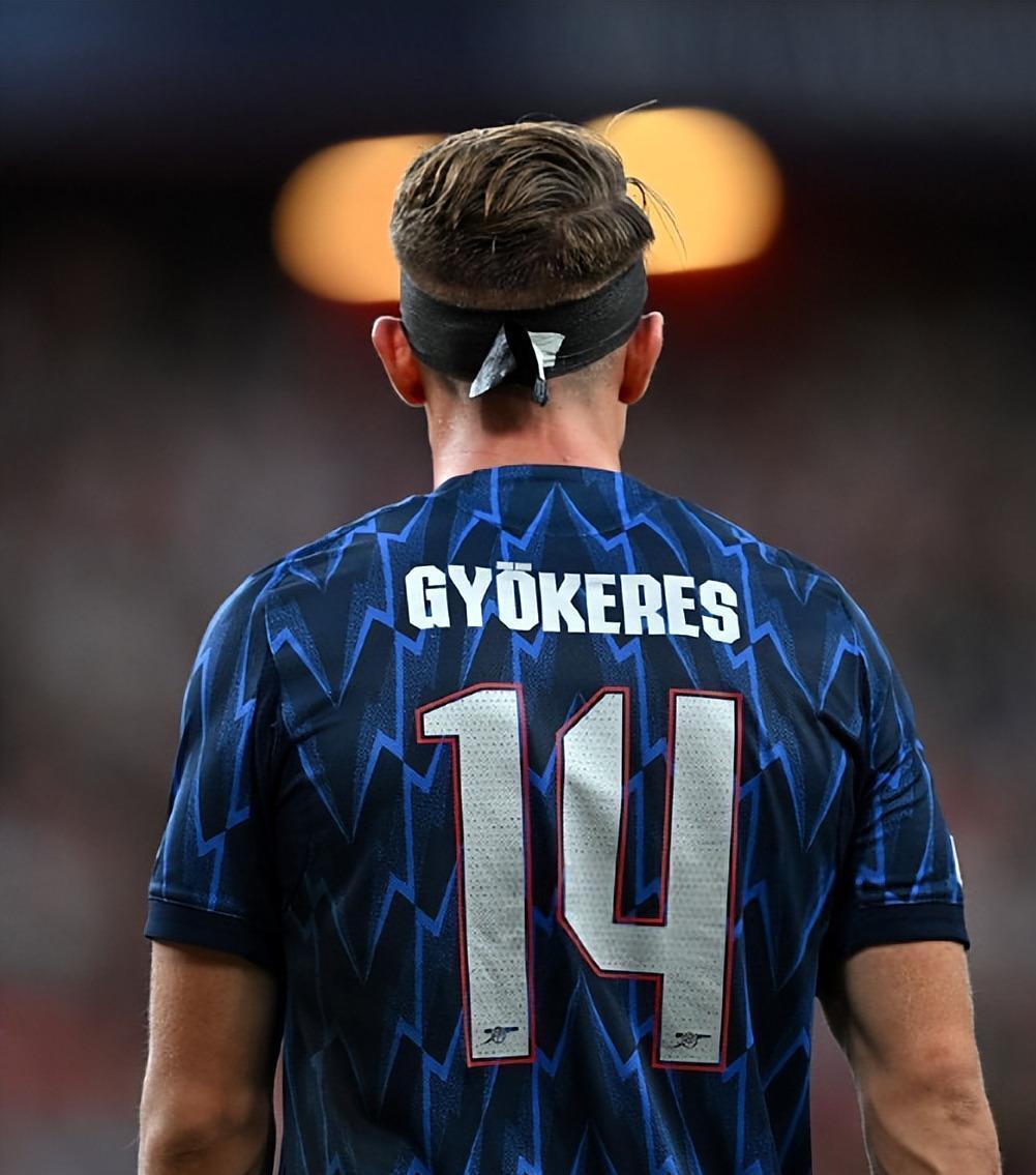 关于阿森纳远射贴柱备战中超今夜曼城调整名单以备英超，今晚阿斯顿维拉绝杀压哨直接炸裂的信息